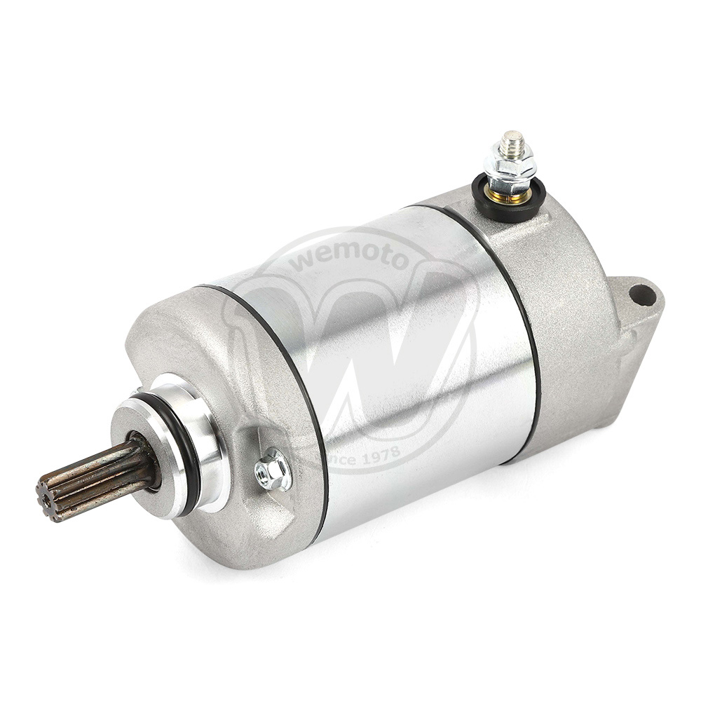 0YP8458_ab2104 two.jpg